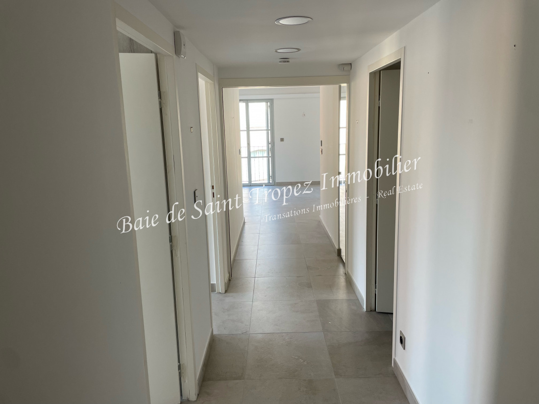 Vente Appartement 80m² 3 Pièces à Saint-Tropez (83990) - Baie De Saint-Tropez Immobilier